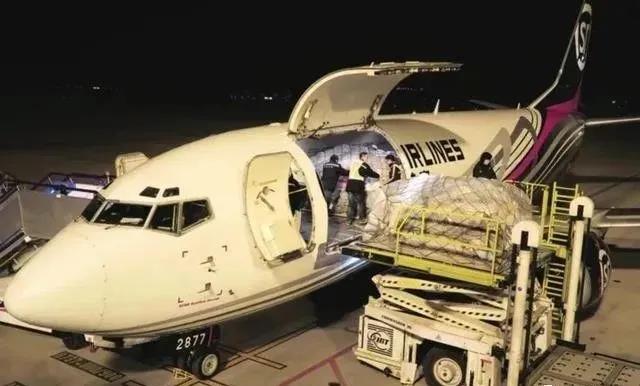 航空運(yùn)輸和海洋運(yùn)輸?shù)那闆r類似，